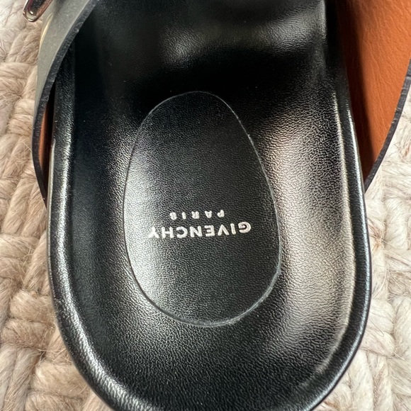 Givenchy Black Leather Floral Print Double Buckle Slides - Size 41 - Picture 4 of 6